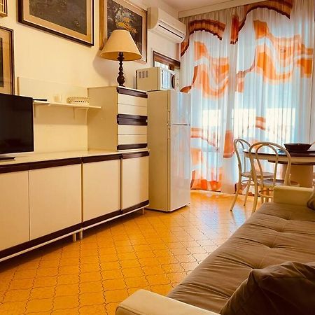 Appartamento Soyus 10 Lido di Jesolo Buitenkant foto