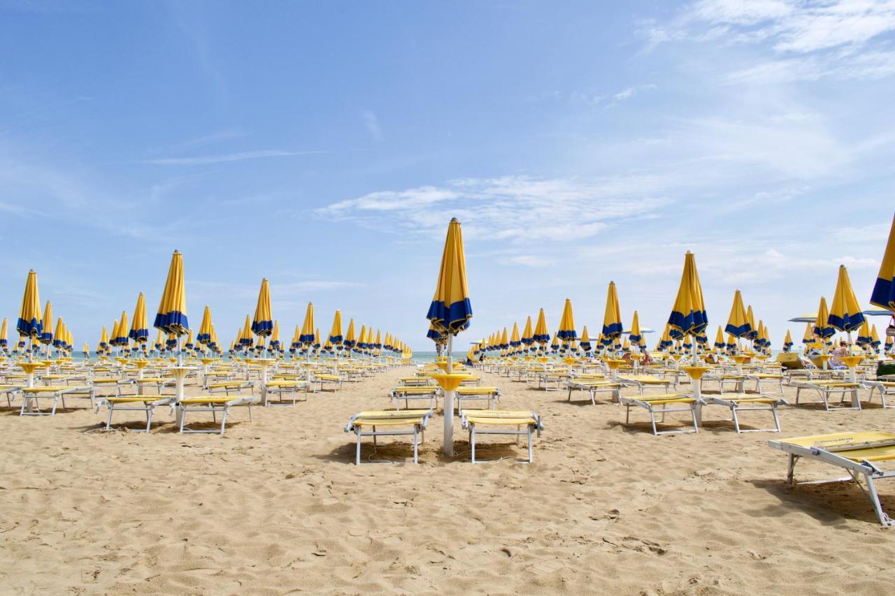 Appartamento Soyus 10 Lido di Jesolo Buitenkant foto